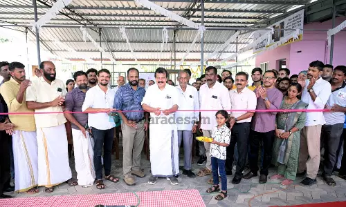 കിന്‍ഫ്രാ പാര്‍ക്കില്‍ കെ.സ്റ്റാര്‍ ഡോര്‍സ് പ്രവര്‍ത്തനം തുടങ്ങി