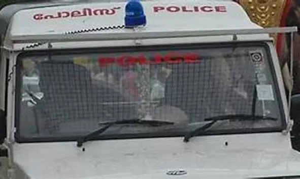 സ്‌കൂള്‍ വിട്ട ശേഷം കടയിലേക്ക് പോയ വിദ്യാര്‍ത്ഥിനിയെ പീഡിപ്പിക്കാന്‍ ശ്രമം; വ്യാപാരിക്കെതിരെ കേസ്