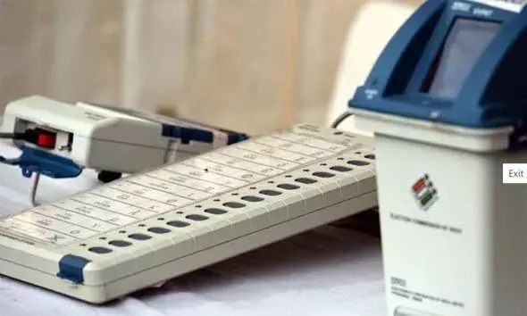 തിരഞ്ഞെടുപ്പ് ചിഹ്നം ശുപാര്‍ശ ചെയ്യാന്‍ പാര്‍ട്ടി ഭാരവാഹികളുടെ ഒപ്പ് സാക്ഷ്യപ്പെടുത്തി സമര്‍പ്പിക്കണം