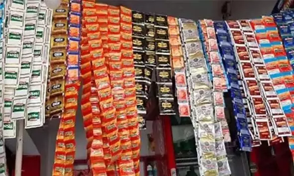 വാഗണര് വാനില് കടത്തിയ 27,000 നിരോധിത പുകയില ഉല്പ്പന്നങ്ങള് പിടികൂടി വാഗണര് വാനില് കടത്തിയ 27,000 നിരോധിത പുകയില ഉല്പ്പന്നങ്ങള് പിടികൂടി