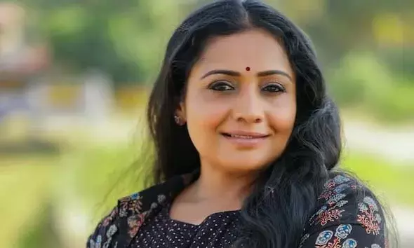 ഞാന്‍ ഇപ്പോള്‍ സിംഗിള്‍; വിവാഹമോചനം സ്ഥിരീകരിച്ച് നടി മീര വാസുദേവന്‍; അവസാനിപ്പിച്ചത് മൂന്നാം വിവാഹം