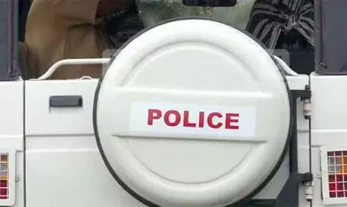 വാഹനങ്ങള് വാടകയ്ക്ക് വാങ്ങി പണയം വെച്ച് പണം തട്ടുന്നത് പതിവാക്കിയ ആള്ക്കെതിരെ വീണ്ടും കേസ് വാഹനങ്ങള് വാടകയ്ക്ക് വാങ്ങി പണയം വെച്ച് പണം തട്ടുന്നത് പതിവാക്കിയ ആള്ക്കെതിരെ വീണ്ടും കേസ്