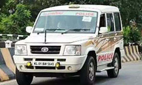 16 കാരനെ പീഡിപ്പിച്ച കേസില്‍ ഉപജില്ലാ വിദ്യാഭ്യാസ ഓഫീസര്‍ ഉള്‍പ്പെടെയുള്ളവര്‍ക്കെതിരെ കുറ്റപത്രം സമര്‍പ്പിച്ചു