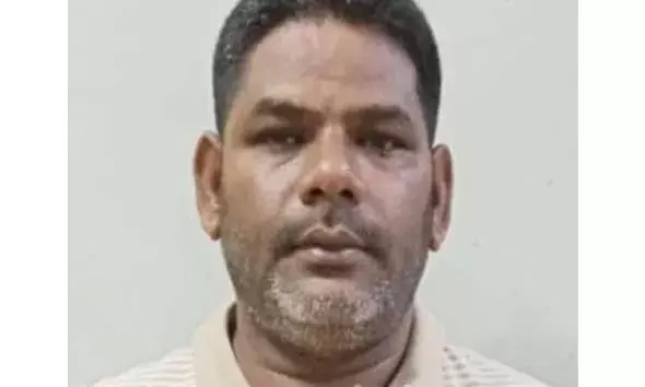 സുഖാനന്ദ് ഷെട്ടി കൊലക്കേസ്; മുഖ്യ പ്രതിയെ കാസര്‍കോട്ടേക്ക് രക്ഷപ്പെടുത്തിയശേഷം ഗള്‍ഫിലേക്ക് കടന്ന ആള്‍ 19 വര്‍ഷത്തിന് ശേഷം പിടിയില്‍