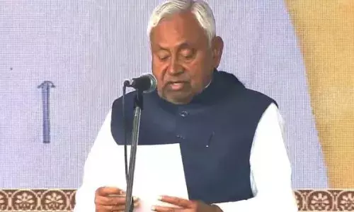 ബിഹാര്‍ മുഖ്യമന്ത്രിയായി നിതീഷ് കുമാര്‍ 10ാം തവണയും സത്യപ്രതിജ്ഞ ചെയ്തു; ചടങ്ങിനെത്തി മോദി, അമിത് ഷാ അടക്കമുള്ള നേതാക്കള്‍