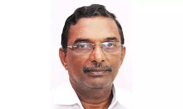 ശബരിമല സ്വര്ണ്ണക്കൊള്ള കേസ്: മുന് ദേവസ്വം ബോര്ഡ് പ്രസിഡന്റ് എ പത്മകുമാര് അറസ്റ്റില് ശബരിമല സ്വര്ണ്ണക്കൊള്ള കേസ്: മുന് ദേവസ്വം ബോര്ഡ് പ്രസിഡന്റ് എ പത്മകുമാര് അറസ്റ്റില്