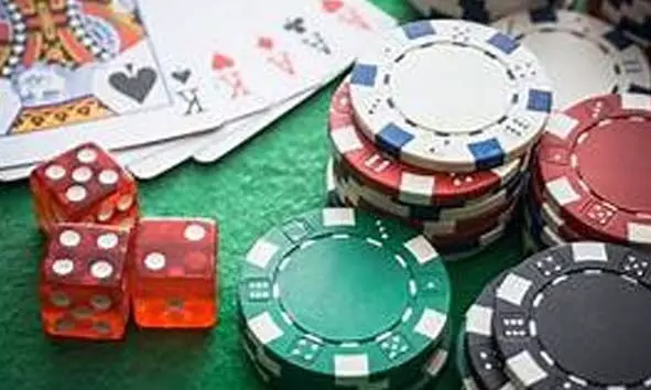 പുള്ളിമുറി ചൂതാട്ടം; 3100 രൂപയുമായി മൂന്നുപേര്‍ അറസ്റ്റില്‍