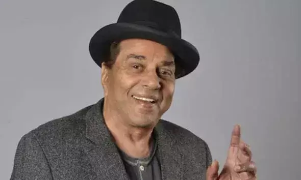 മുതിര്‍ന്ന ബോളിവുഡ് താരം ധര്‍മേന്ദ്ര അന്തരിച്ചു; അന്ത്യം 90ാം ജന്മദിനം ആഘോഷിക്കാനിരിക്കെ