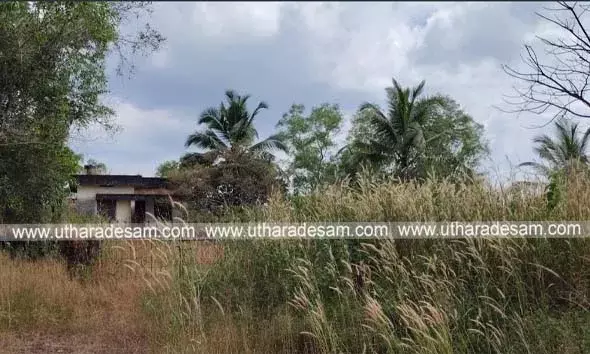 പ്രേതാലയം പോലൊരു വീട്; രാത്രി സാമൂഹ്യ ദ്രോഹികളുടെ താവളം, നാട്ടുകാര്‍ക്ക് ഭീതി