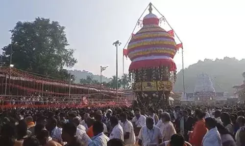 കുക്കെ ശ്രീ സുബ്രഹ്മണ്യ ക്ഷേത്രത്തിലെ മഹാ ചമ്പ ഷഷ്ഠി മഹാ രഥോത്സവത്തില് പങ്കെടുത്തത് ആയിരങ്ങള് കുക്കെ ശ്രീ സുബ്രഹ്മണ്യ ക്ഷേത്രത്തിലെ മഹാ ചമ്പ ഷഷ്ഠി മഹാ രഥോത്സവത്തില് പങ്കെടുത്തത് ആയിരങ്ങള്