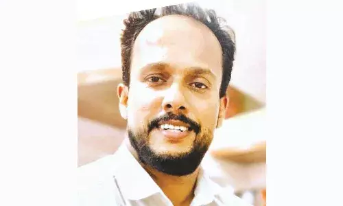 സാദിഖ് കടപ്പുറം കാരുണ്യത്തിന്റെ വിളക്ക് സാദിഖ് കടപ്പുറം കാരുണ്യത്തിന്റെ വിളക്ക്