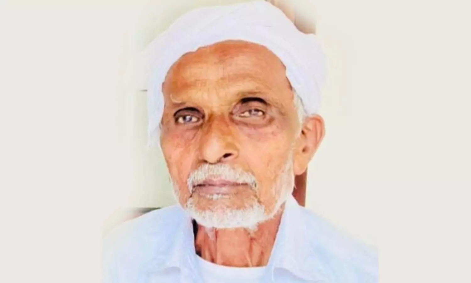 പണ്ഡിതര്ക്ക് തണലേകിയ അന്തു ഹാജി പണ്ഡിതര്ക്ക് തണലേകിയ അന്തു ഹാജി