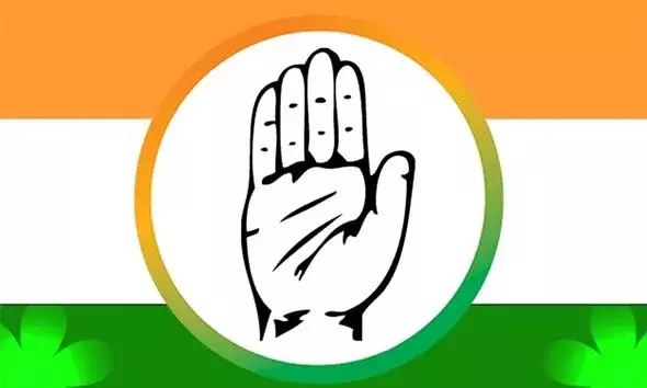 വിമതരായി രംഗത്തുള്ളവരെ കോണ്‍ഗ്രസ് പുറത്താക്കി