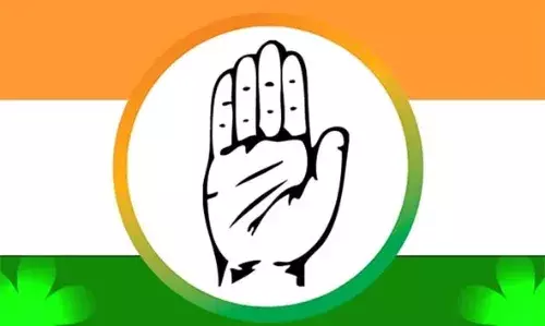 വിമതരായി രംഗത്തുള്ളവരെ കോണ്‍ഗ്രസ് പുറത്താക്കി