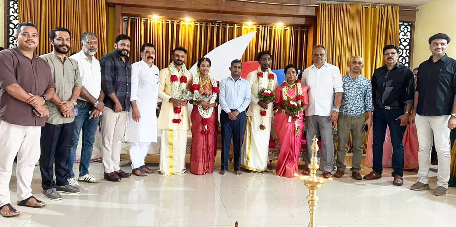 മഹിളാ മന്ദിരത്തില്‍ നിന്ന് ശ്രീജയും  അഞ്ജുവും പുതുജീവിതത്തിന്റെ തണലിലേക്ക്