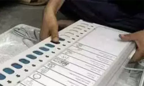 ആന്റി ഡിഫേസ്‌മെന്റ് സ്‌ക്വാഡ് ജില്ലയില്‍ ഇന്ന് നീക്കം ചെയ്തത് 17 കൊടികളും 7 പ്രചരണബോര്‍ഡുകളും പോസ്റ്ററുകളും