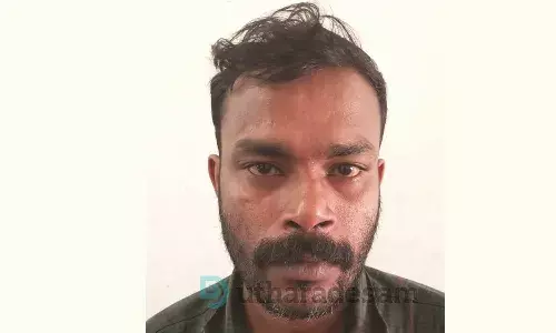 ഒപ്പം താമസിച്ചിരുന്ന സ്ത്രീയെ കൊലപ്പെടുത്തിയ കേസില് പിടികിട്ടാപ്പുള്ളി അറസ്റ്റില് ഒപ്പം താമസിച്ചിരുന്ന സ്ത്രീയെ കൊലപ്പെടുത്തിയ കേസില് പിടികിട്ടാപ്പുള്ളി അറസ്റ്റില്