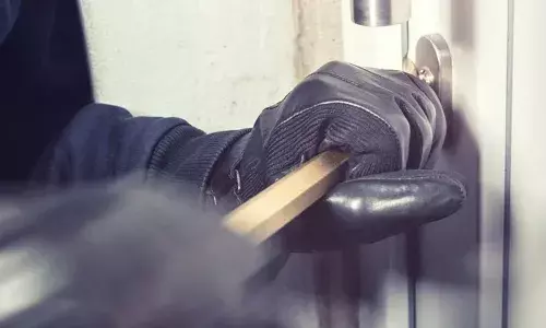 നിരവധി കടകളില് കവര്ച്ച; 17കാരന് പിടിയില് നിരവധി കടകളില് കവര്ച്ച; 17കാരന് പിടിയില്