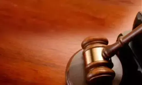 പൊലീസ് സ്റ്റേഷനില് നിന്ന് ചാടിയ പോക്സോ കേസ് പ്രതിയെ രണ്ട് മണിക്കൂറുകള്ക്കകം പിടികൂടി പൊലീസ് സ്റ്റേഷനില് നിന്ന് ചാടിയ പോക്സോ കേസ് പ്രതിയെ രണ്ട് മണിക്കൂറുകള്ക്കകം പിടികൂടി