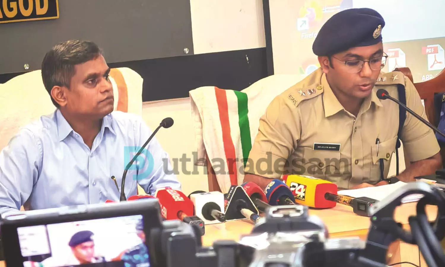 വൈകിട്ട് 6 മണി വരെ ക്യൂവിലുള്ള എല്ലാവര്ക്കും വോട്ട് ചെയ്യാന് അവസരം ഉണ്ടാവും-കലക്ടര്, എസ്.പി വൈകിട്ട് 6 മണി വരെ ക്യൂവിലുള്ള എല്ലാവര്ക്കും വോട്ട് ചെയ്യാന് അവസരം ഉണ്ടാവും-കലക്ടര്, എസ്.പി