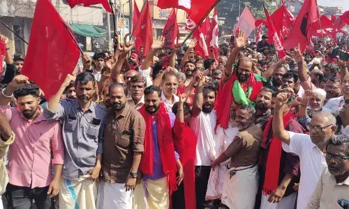 കാഞ്ഞങ്ങാട് നഗരസഭയിൽ ഇടതുമുന്നണി തുടർ ഭരണത്തിലേക്ക് കാഞ്ഞങ്ങാട് നഗരസഭയിൽ ഇടതുമുന്നണി തുടർ ഭരണത്തിലേക്ക്