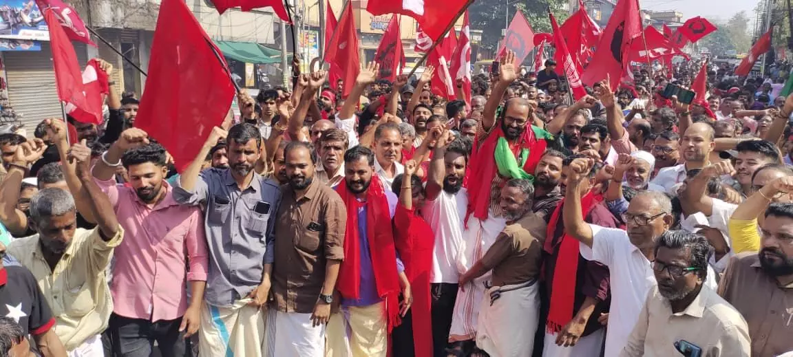 കാഞ്ഞങ്ങാട് നഗരസഭയിൽ ഇടതുമുന്നണി തുടർ ഭരണത്തിലേക്ക് കാഞ്ഞങ്ങാട് നഗരസഭയിൽ ഇടതുമുന്നണി തുടർ ഭരണത്തിലേക്ക്