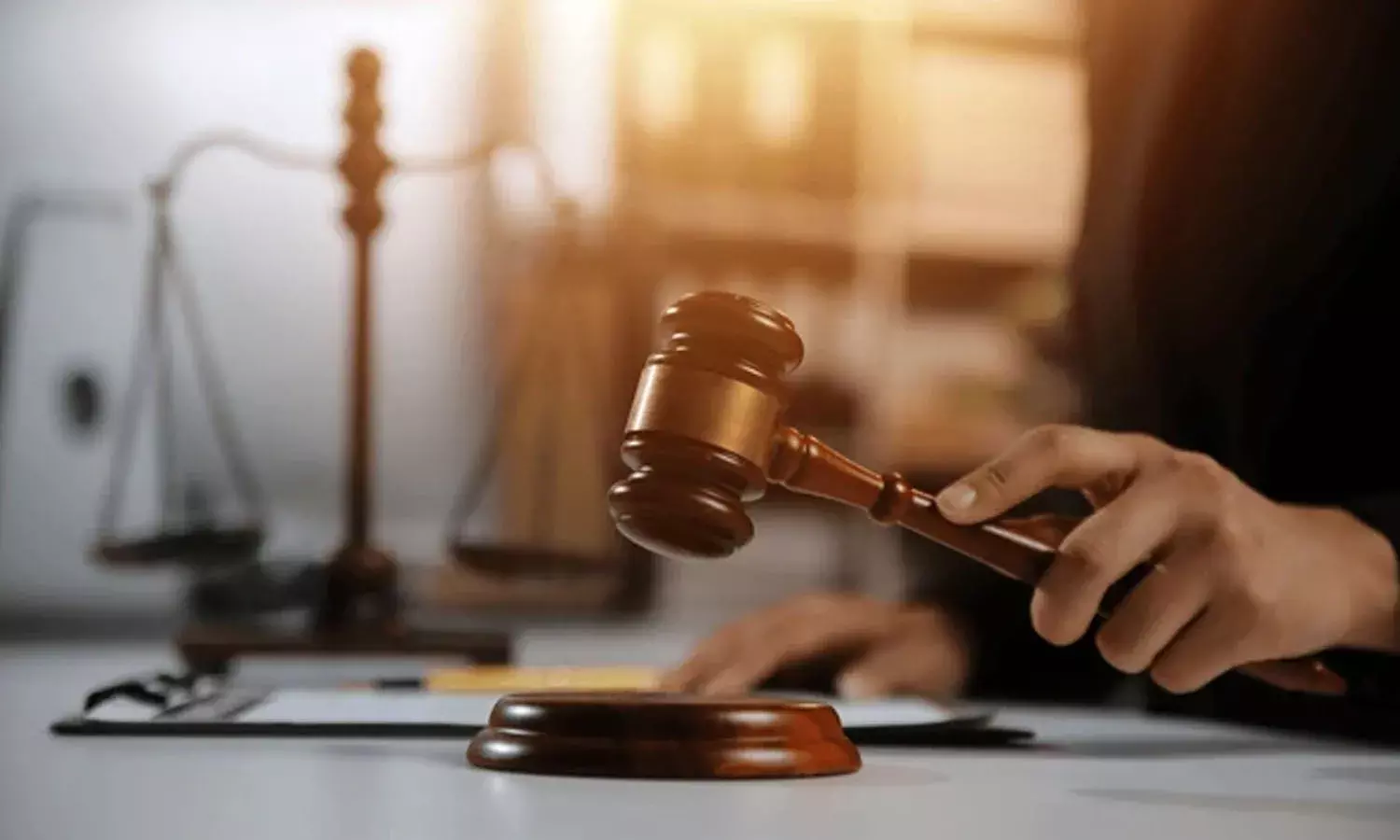 17കാരന്‍ സ്‌കൂട്ടര്‍ ഓടിച്ചെന്ന പേരില്‍ സഹോദരിക്കെതിരെ കേസെടുത്ത സംഭവം; വിദ്യാനഗര്‍ എസ്.ഐയെ സ്ഥലംമാറ്റി