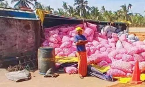 ദേശീയപാത രണ്ടാംറീച്ചിലെ പ്രവൃത്തി മന്ദഗതിയില്; അപകടം തുടര്ക്കഥ ദേശീയപാത രണ്ടാംറീച്ചിലെ പ്രവൃത്തി മന്ദഗതിയില്; അപകടം തുടര്ക്കഥ