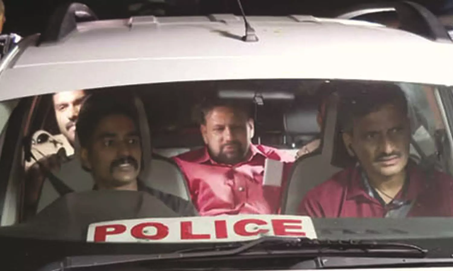 തന്ത്രി ജയിലില്; കുരുക്ക് മുറുകുന്നു തന്ത്രി ജയിലില്; കുരുക്ക് മുറുകുന്നു