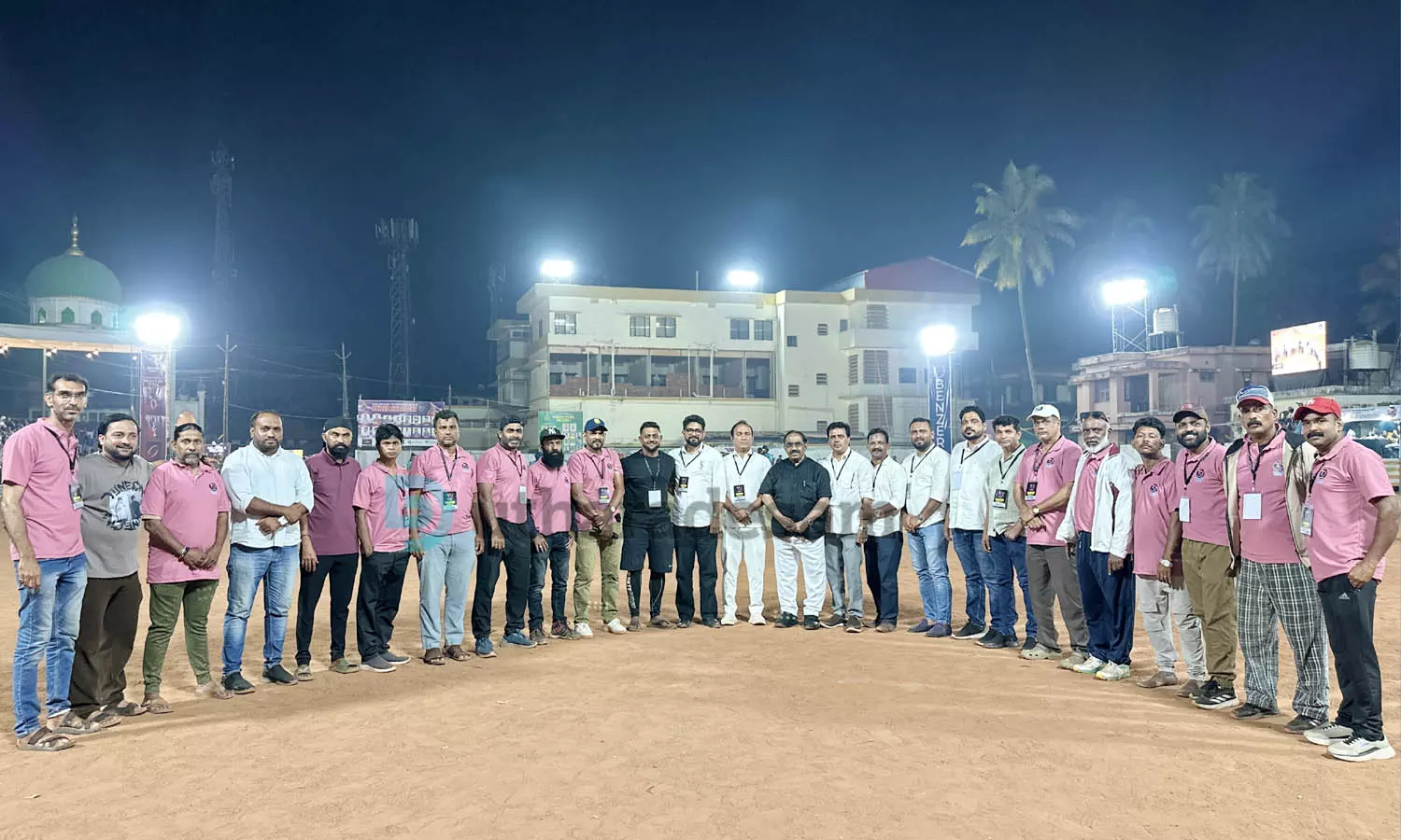 മൂന്ന് ദിന തളങ്കര പ്രീമിയര് ലീഗ് ക്രിക്കറ്റിന് തുടക്കമായി മൂന്ന് ദിന തളങ്കര പ്രീമിയര് ലീഗ് ക്രിക്കറ്റിന് തുടക്കമായി