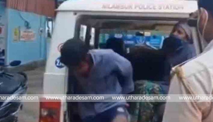 മലപ്പുറത്ത് ആറും നാലും വയസുള്ള കുട്ടികളെ ഭക്ഷണവും വെള്ളവും നല്‍കാതെ ദിവസങ്ങളോളം മുറിയില്‍ പൂട്ടിയിട്ടു; പൊലീസെത്തി അവശനിലയിലായിരുന്ന കുരുന്നുകളെ ആസ്പത്രിയിലാക്കി, അച്ഛനും രണ്ടാനമ്മയും കസ്റ്റഡിയില്‍