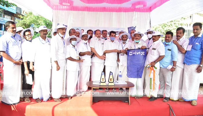 കേരള സ്‌കൂള്‍ ടീച്ചേഴ്‌സ് യൂണിയന്‍ വിദ്യാഭ്യാസ ജാഥക്ക് തുടക്കം