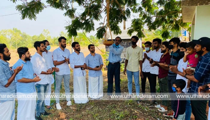 പറവകള്ക്കൊരു തണ്ണീര് കുടമൊരുക്കി എംഎസ്.എഫ് പറവകള്ക്കൊരു തണ്ണീര് കുടമൊരുക്കി എംഎസ്.എഫ്