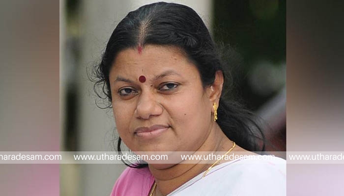 കൊല്ലത്ത് ബിന്ദുകൃഷ്ണക്ക് സീറ്റ് നല്‍കാത്തതില്‍ പ്രതിഷേധിച്ച് രണ്ട് ബ്ലോക്ക് പ്രസിഡണ്ടുമാരും മുഴുവന്‍ മണ്ഡലം പ്രസിഡണ്ടുമാരും രാജിവെച്ചു