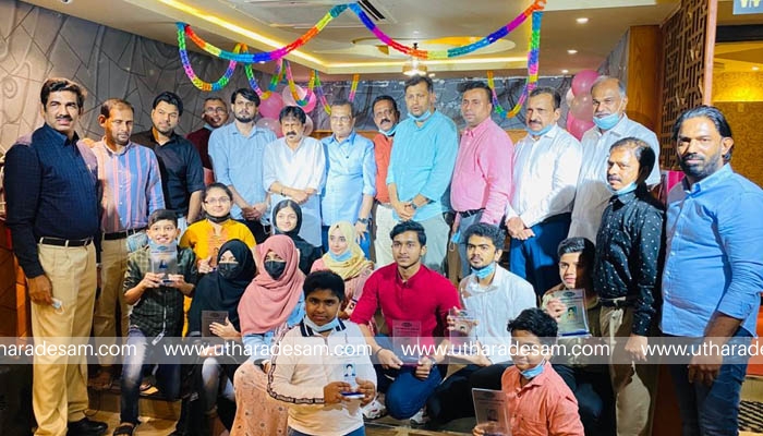 കെസെഫ് സ്‌കൊളാസ്റ്റിക് അവാര്‍ഡ്: സ്വര്‍ണമെഡലുകള്‍ സമ്മാനിച്ചു