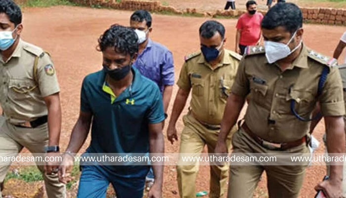 തളങ്കരയിലെ കൊലപാതകം: കത്തിയും വസ്ത്രവും കണ്ടെത്തി; പ്രതി റിമാണ്ടില്‍