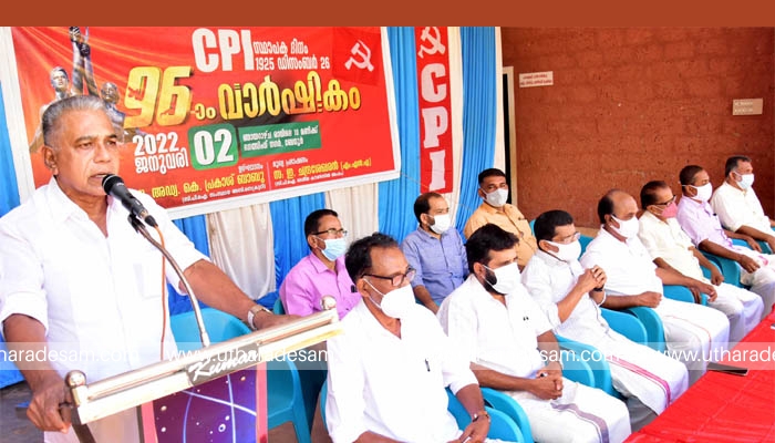 രാജ്യം നേരിടുന്ന ഏറ്റവും വലിയ വെല്ലുവിളി രാജ്യത്തെ ഭരണാധികാരികളില്‍ നിന്നാണ്- അഡ്വ. കെ പ്രകാശ് ബാബു