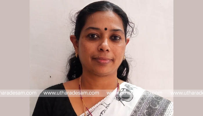 ഗുഡ്‌മോര്‍ണിങ്ങിന് പകരം സ്വന്തം കവിതകള്‍; സ്മിത ടീച്ചറുടെ സുപ്രഭാത കവിതകള്‍ ഹിറ്റാകുന്നു