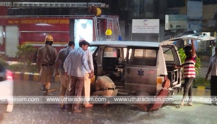 ആസ്പത്രിയിലേക്ക് പോകുകയായിരുന്ന ആംബുലന്സിന് തീപിടിച്ചു; രോഗികള് ഇല്ലാതിരുന്നതിനാല് വന് ദുരന്തം ഒഴിവായി ആസ്പത്രിയിലേക്ക് പോകുകയായിരുന്ന ആംബുലന്സിന് തീപിടിച്ചു; രോഗികള് ഇല്ലാതിരുന്നതിനാല് വന് ദുരന്തം ഒഴിവായി