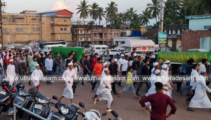 ഹുബ്ലിയിലെ വാഹനാപകടത്തില്‍ മരിച്ച തളങ്കര സ്വദേശികളായ ദമ്പതികളുടേയും പേരക്കുട്ടിയുടേയും മയ്യത്ത് ഖബറടക്കി