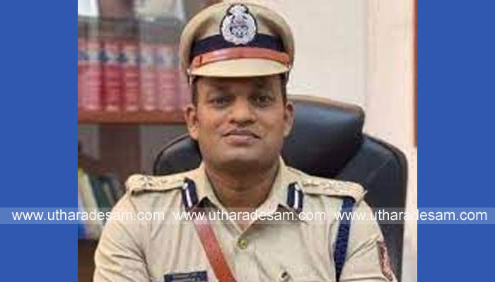 ഹൊസങ്കടി രാജധാനി ജ്വല്ലറി കവര്ച്ചാക്കേസിലെ പ്രതികളില് നിന്നും പിടികൂടിയ വെള്ളിയാഭരണങ്ങളും പണവും ഉള്ളാള് പൊലീസ് കേരളാ പൊലീസിന് കൈമാറിയില്ല; കര്ണാടക ലോകായുക്ത അന്വേഷണത്തിന് ഉത്തരവിട്ടു ഹൊസങ്കടി രാജധാനി ജ്വല്ലറി കവര്ച്ചാക്കേസിലെ പ്രതികളില് നിന്നും പിടികൂടിയ വെള്ളിയാഭരണങ്ങളും പണവും ഉള്ളാള് പൊലീസ് കേരളാ പൊലീസിന് കൈമാറിയില്ല; കര്ണാടക ലോകായുക്ത അന്വേഷണത്തിന് ഉത്തരവിട്ടു
