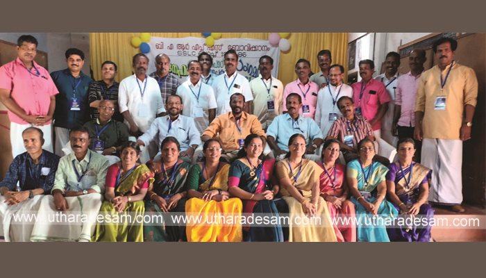 37 വര്‍ഷത്തിന് ശേഷം കലാലയ മുറ്റത്ത് സ്‌നേഹസംഗമം നടത്തി
