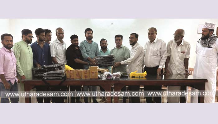 യതീംഖാന കുട്ടികള്‍ക്ക് സ്‌കൂള്‍ ബാഗും കുടകളും നല്‍കി