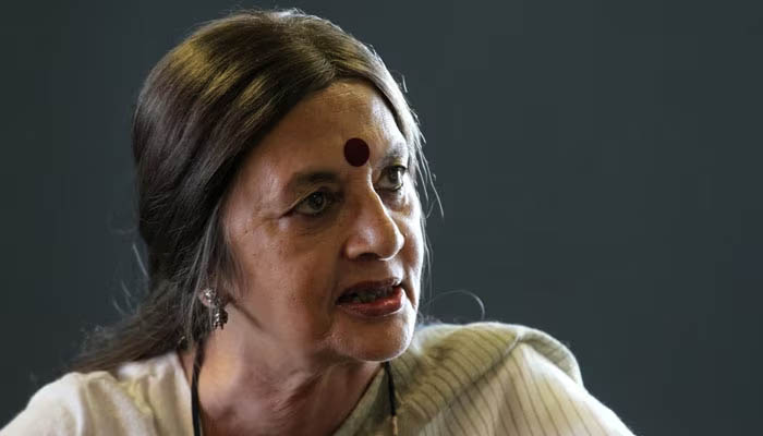 വിവാദ പുസ്തകം: വൃന്ദാ കാരാട്ട് അനുമതി തേടിയിട്ടില്ലെന്ന് സി.പി.എം നേതാക്കള്‍