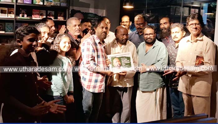രാധാകൃഷ്ണ ഉളിയത്തടുക്കയെ ആദരിച്ചു